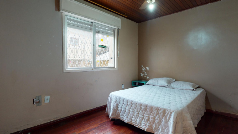 Imagem Sobrado com 3 Quartos à Venda,  em Partenon - Porto Alegre