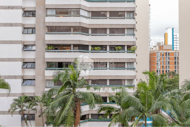 Imagem Apartamento com 4 Quartos à Venda, 146 m² em Moema - São Paulo Imagem Apartamento com 4 Quartos à Venda, 146 m² em Moema - São Paulo