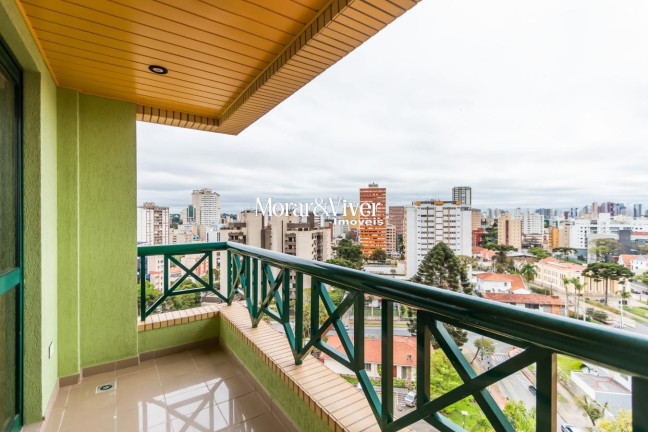 Imagem Apartamento com 3 Quartos à Venda, 149 m² em Centro - Curitiba