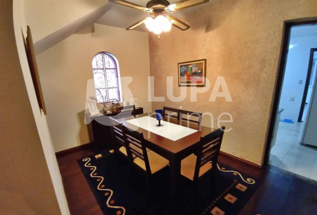 Imagem Casa com 2 Quartos à Venda, 150 m² em Vila Carrão - São Paulo Imagem Casa com 2 Quartos à Venda, 150 m² em Vila Carrão - São Paulo