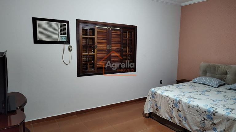 Imagem Imóvel com 4 Quartos à Venda, 800 m² em Condomínio Chácaras Areião - Mogi Mirim Imagem Imóvel com 4 Quartos à Venda, 800 m² em Condomínio Chácaras Areião - Mogi Mirim