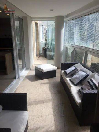 Imagem Apartamento com 3 Quartos à Venda, 166 m² em Vila Nova Conceição - São Paulo Imagem Apartamento com 3 Quartos à Venda, 166 m² em Vila Nova Conceição - São Paulo