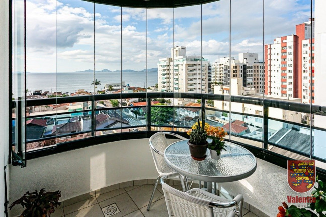 Imagem Apartamento com 3 Quartos à Venda, 353 m² em Balneário - Florianópolis Imagem Apartamento com 3 Quartos à Venda, 353 m² em Balneário - Florianópolis