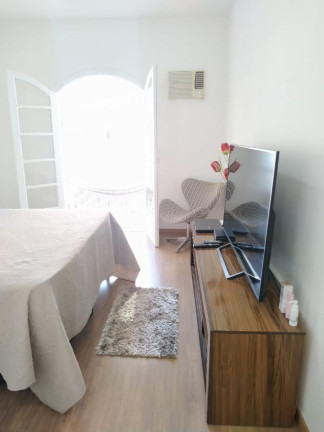 Imagem Casa com 2 Quartos à Venda, em Canto Do Forte - Praia Grande Imagem Casa com 2 Quartos à Venda, em Canto Do Forte - Praia Grande