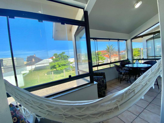 Imagem Imóvel com 3 Quartos à Venda, 145 m² em Centro - Xangri-lá