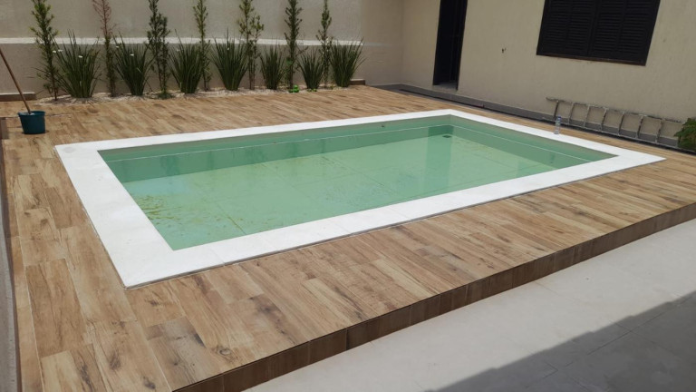 Imagem Casa com 4 Quartos à Venda, 451 m² em Campo Grande - Rio De Janeiro Imagem Casa com 4 Quartos à Venda, 451 m² em Campo Grande - Rio De Janeiro