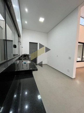 Imagem Casa com 3 Quartos à Venda, 170 m² em Aparecidinha - Sorocaba Imagem Casa com 3 Quartos à Venda, 170 m² em Aparecidinha - Sorocaba