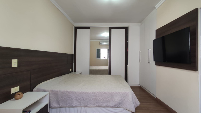 Imagem Casa com 3 Quartos à Venda, 184 m² em Cajuru Do Sul - Sorocaba Imagem Casa com 3 Quartos à Venda, 184 m² em Cajuru Do Sul - Sorocaba