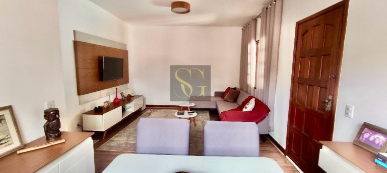 Imagem Casa com 2 Quartos à Venda, 218 m² em Albuquerque - Teresópolis