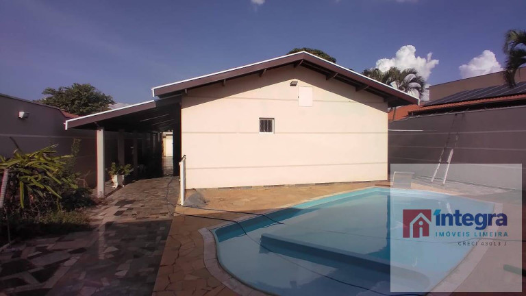 Imagem Casa com 4 Quartos à Venda, 358 m² em Vila Cristóvam - Limeira Imagem Casa com 4 Quartos à Venda, 358 m² em Vila Cristóvam - Limeira