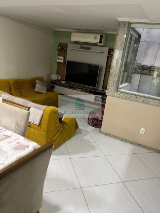 Imagem Casa com 3 Quartos à Venda, 180 m² em Taquara - Rio De Janeiro Imagem Casa com 3 Quartos à Venda, 180 m² em Taquara - Rio De Janeiro