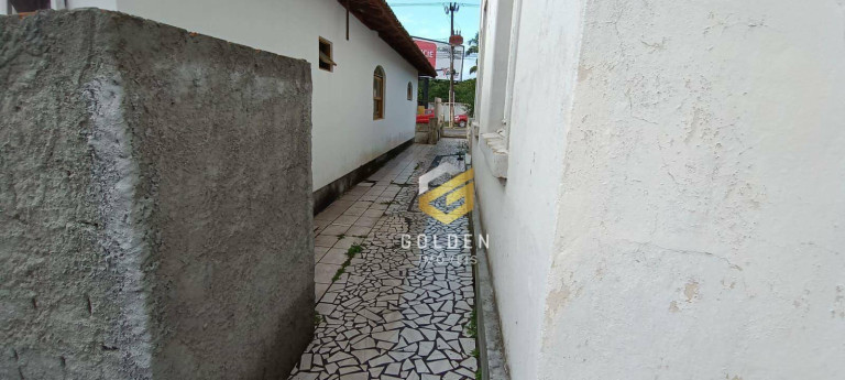 Imagem Casa com 4 Quartos à Venda, 200 m² em Centro - Tijucas Imagem Casa com 4 Quartos à Venda, 200 m² em Centro - Tijucas