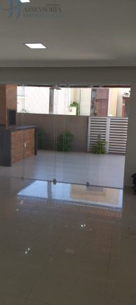 Imagem Casa com 3 Quartos para Alugar ou Temporada, 120 m² em Nova Parnamirim - Parnamirim