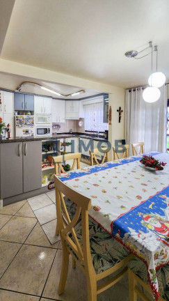 Imagem Casa com 4 Quartos à Venda, 324 m² em Barra Do Rio Molha - Jaraguá Do Sul Imagem Casa com 4 Quartos à Venda, 324 m² em Barra Do Rio Molha - Jaraguá Do Sul
