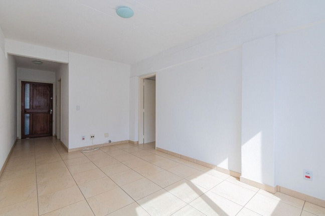 Imagem Imóvel com 2 Quartos à Venda, 78 m² em Centro - Porto Alegre Imagem Imóvel com 2 Quartos à Venda, 78 m² em Centro - Porto Alegre