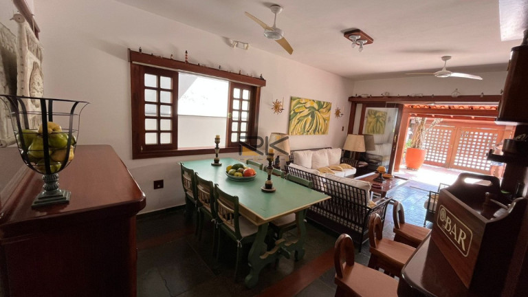 Imagem Casa com 5 Quartos à Venda, 225 m² em Perequê Açu - Ubatuba