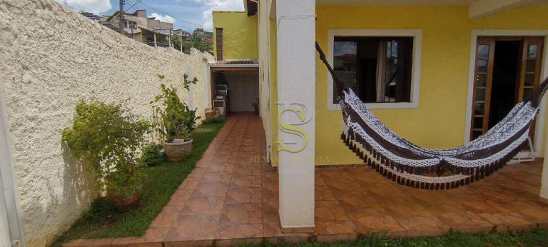 Imagem Casa com 4 Quartos à Venda, 200 m² em Jardim Imperial - Atibaia