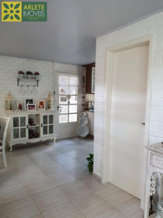 Imagem Casa com 4 Quartos à Venda, 168 m² em Centro - Porto Belo Imagem Casa com 4 Quartos à Venda, 168 m² em Centro - Porto Belo