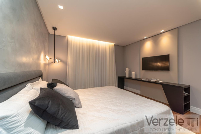Imagem Apartamento com 4 Quartos à Venda, 282 m² em Pioneiros - Balneário Camboriú Imagem Apartamento com 4 Quartos à Venda, 282 m² em Pioneiros - Balneário Camboriú