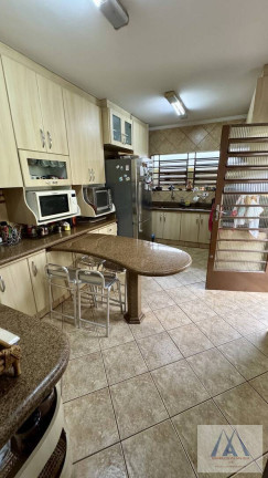 Imagem Casa com 4 Quartos para Alugar, 380 m² em Centro - Mogi Das Cruzes Imagem Casa com 4 Quartos para Alugar, 380 m² em Centro - Mogi Das Cruzes