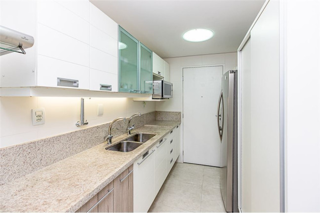 Imagem Apartamento com 3 Quartos à Venda, 128 m² em Moema - São Paulo