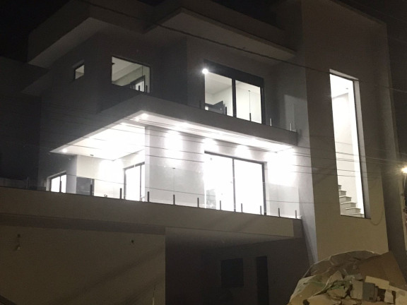 Imagem Sobrado com 4 Quartos à Venda, 331 m² em Suru - Santana De Parnaíba