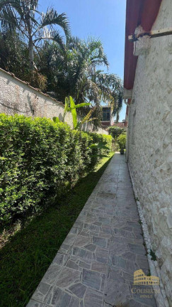 Imagem Casa com 3 Quartos à Venda, 400 m² em Balneário Flórida - Praia Grande Imagem Casa com 3 Quartos à Venda, 400 m² em Balneário Flórida - Praia Grande