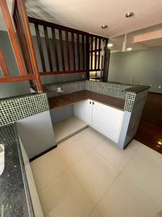 Imagem Casa com 5 Quartos à Venda, 350 m² em Atalaia - Aracaju Imagem Casa com 5 Quartos à Venda, 350 m² em Atalaia - Aracaju