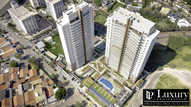 Apartamento com 4 Quartos à Venda, 247 m² em Vila Embaré - Valinhos