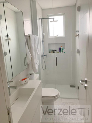 Imagem Apartamento com 3 Quartos à Venda, 144 m² em Centro Imagem Apartamento com 3 Quartos à Venda, 144 m² em Centro