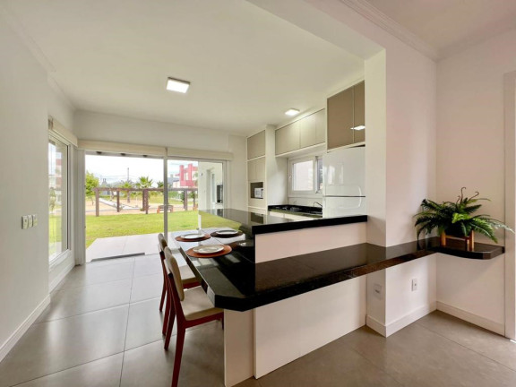 Imagem Casa de Condomínio com 4 Quartos à Venda, 211 m² em Xangrila - Xangri-lá Imagem Casa de Condomínio com 4 Quartos à Venda, 211 m² em Xangrila - Xangri-lá