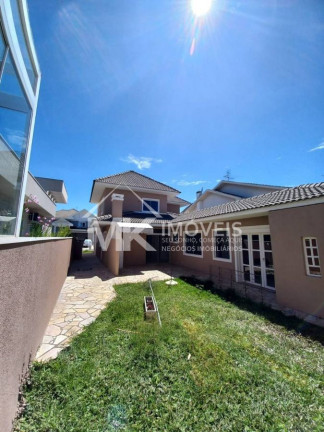 Imagem Sobrado com 3 Quartos à Venda, 270 m² em Pineville - Pinhais Imagem Sobrado com 3 Quartos à Venda, 270 m² em Pineville - Pinhais