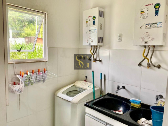 Imagem Casa com 3 Quartos à Venda, 250 m² em Agriões - Teresópolis