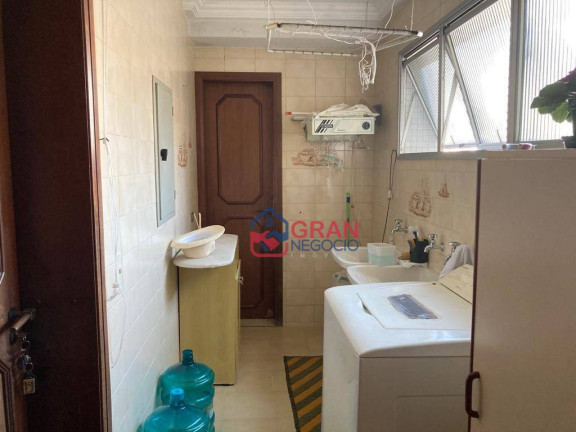 Imagem Apartamento com 3 Quartos à Venda, 179 m² em água Verde - Curitiba Imagem Apartamento com 3 Quartos à Venda, 179 m² em água Verde - Curitiba