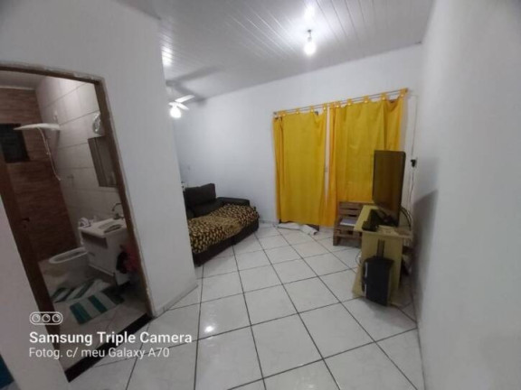 Imagem Casa com 2 Quartos à Venda, 70 m² em Castolira - Pindamonhangaba Imagem Casa com 2 Quartos à Venda, 70 m² em Castolira - Pindamonhangaba