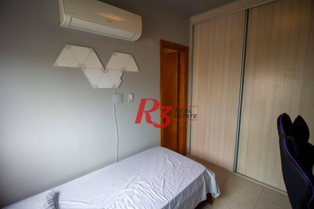 Imagem Apartamento com 4 Quartos à Venda, 192 m² em Gonzaga - Santos