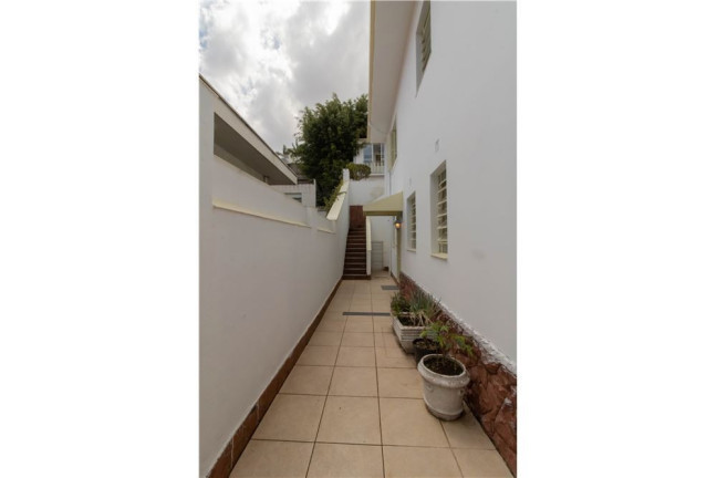 Imagem Casa com 4 Quartos à Venda,  em Pacaembu - São Paulo