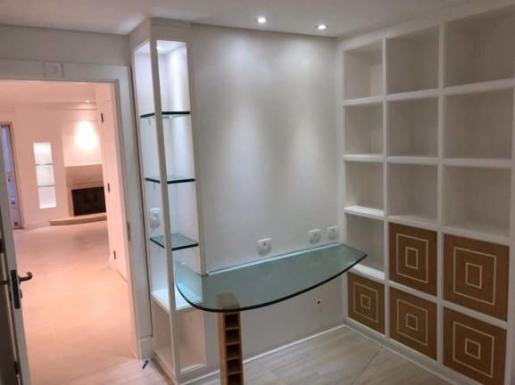 Imagem Apartamento com 4 Quartos à Venda, 194 m² em Jardim Paulista - São Paulo