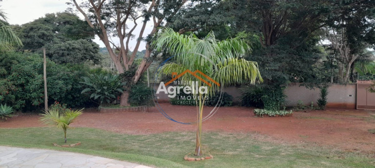 Imagem Imóvel com 1 Quarto à Venda, 270 m² em Chácara Cachoeira - Mogi Mirim Imagem Imóvel com 1 Quarto à Venda, 270 m² em Chácara Cachoeira - Mogi Mirim