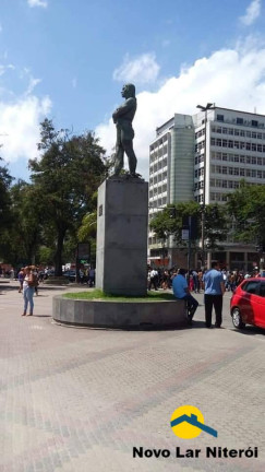 Imagem Apartamento com 2 Quartos à Venda, 50 m² em Centro - Niterói