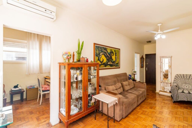 Imagem Imóvel com 3 Quartos à Venda, 100 m² em Menino Deus - Porto Alegre Imagem Imóvel com 3 Quartos à Venda, 100 m² em Menino Deus - Porto Alegre