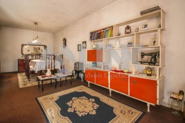 Imagem Casa com 3 Quartos à Venda, 251 m² em Jardim Itu - Porto Alegre Imagem Casa com 3 Quartos à Venda, 251 m² em Jardim Itu - Porto Alegre