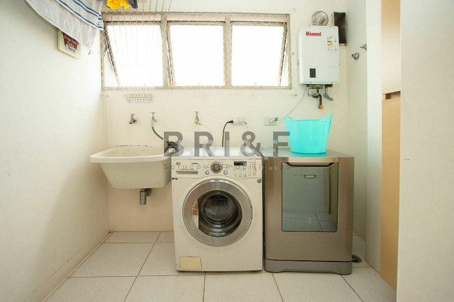 Imagem Apartamento com 3 Quartos à Venda, 126 m² em Pinheiros - São Paulo Imagem Apartamento com 3 Quartos à Venda, 126 m² em Pinheiros - São Paulo