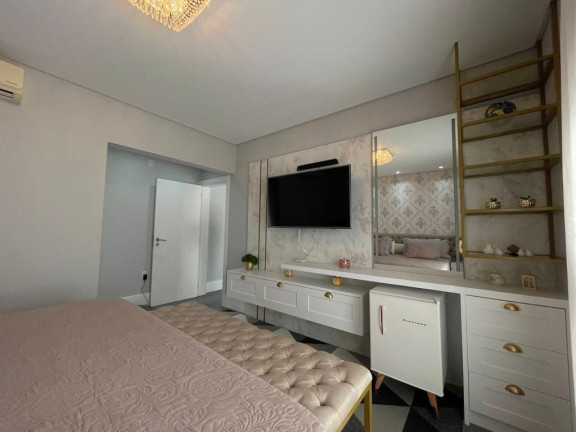 Imagem Casa com 3 Quartos à Venda, 289 m² em Santa Regina - Camboriú
