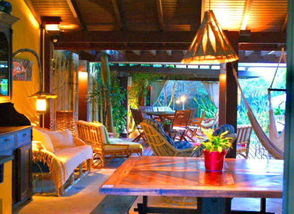 Imagem Casa com 6 Quartos à Venda, 260 m² em Mariscal - Bombinhas Imagem Casa com 6 Quartos à Venda, 260 m² em Mariscal - Bombinhas