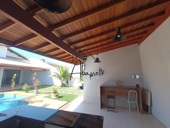 Imagem Casa com 3 Quartos à Venda, 200 m² em Centro - Rio Das Pedras
