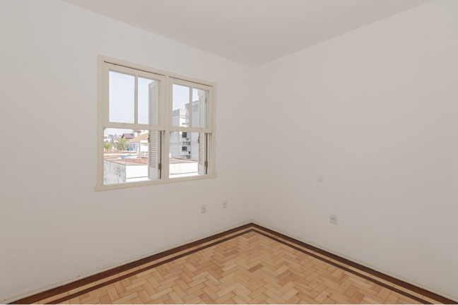 Imagem Imóvel com 2 Quartos à Venda, em Menino Deus - Porto Alegre Imagem Imóvel com 2 Quartos à Venda, em Menino Deus - Porto Alegre