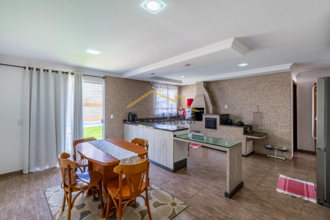 Imagem Casa com 3 Quartos à Venda, 221 m² em Cidade Industrial De Curitiba - Curitiba Imagem Casa com 3 Quartos à Venda, 221 m² em Cidade Industrial De Curitiba - Curitiba