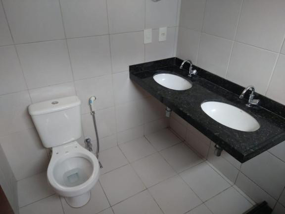 Casa de Condomínio com 3 Quartos à Venda, 220 m² em Saci - Teresina