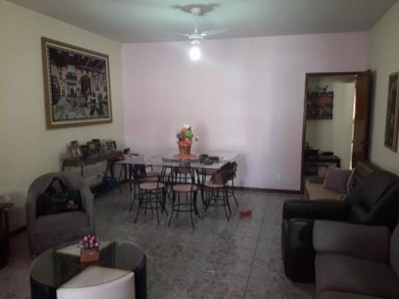 Imagem Casa com 3 Quartos à Venda, 225 m² em Crispim - Pindamonhangaba
